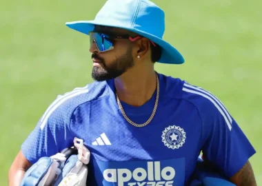 Shreyas Iyer during India's practice session during Australia ODI series in 2025