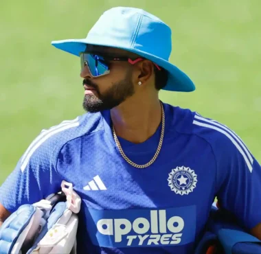 Shreyas Iyer during India's practice session during Australia ODI series in 2025