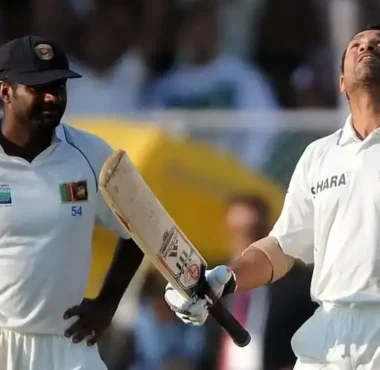 Cricket records breaker Muttiah Muralidaran and Sachin Tendulkar during a Test match between India and Sri Lanka