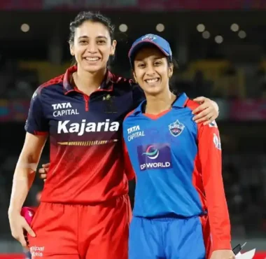 RCB captain Smriti Mandhana and Delhi Capitals captain Jemimah Rodrigues pose for a photo during WPL 2026