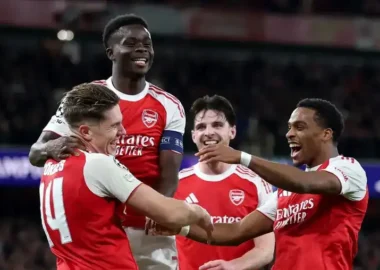 Arsenal players Victor Gyokeres, Bukayo Saka during UCL 2025-26