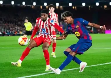 Lamine Yamal captured during a UCL match between Barcelona & Atletico
